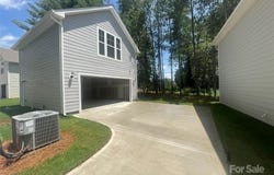 4021 Grommet Court, Matthews, NC 28105