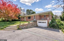 9 PINE GROVE Road, HANOVER, PA 17331