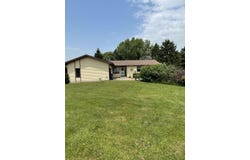 617 Apache Drive, Fremont, MI 49412