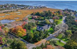 26 Tuthill Lane, Remsenburg, NY 11960