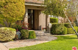 854 S Rimpau Blvd, Los Angeles, CA 90005