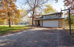 170 Twin Oaks Drive, Lake Ozark, MO 65049