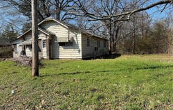 502 L A Prexy Davis Dr, Pine Bluff, AR 71601