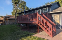 108 Applewood Dr, Norfolk, NE 68701