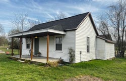 86 E Hickory Street, Fair Grove, MO 65648