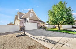 2213 Alex Dr, Filer, ID 83328