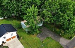 234 Howland Wilson, Warren, OH 44484