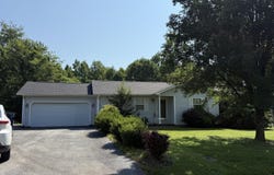 772 Hopkins Cemetery Road, Lily, KY 40740