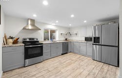 52052 SE 3RD Pl, Scappoose, OR 97056