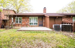 1330 N Sprigg Street, Cape Girardeau, MO 63701