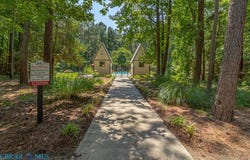 209 Broadway, Irvington, VA 22480