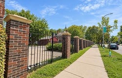 7740 3rd Avenue, Detroit, MI 48202