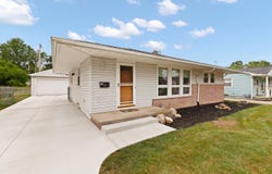 160 Canterbury Street, Adrian, MI 49221