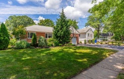 878 Madison Ave, Rahway City, NJ 07065-1702