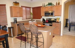 1042 N MOCCASIN Trail, Gilbert, AZ 85234