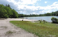 Swiss Pine Lake Drive, Spruce Pine, NC 28777