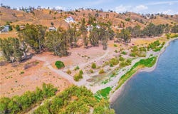 Lakeshore, Lake Elsinore, CA 92530