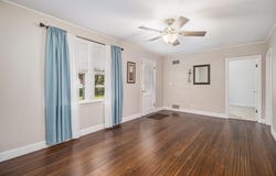 120 N Harris Street, Paw Paw, MI 49079
