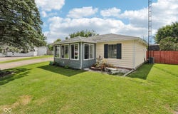 2101 E Grace Court, Muncie, IN 47302