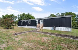 421 S Garitty Street, Frost, TX 76641