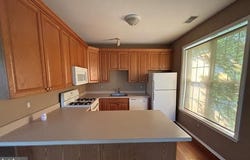 107 KYLE WAY, TRENTON, NJ 08628