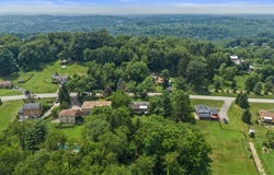 2158 Reis Run Rd, Franklin Park, PA 15237