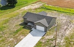 300 S Commercial, Sedgwick, KS 67135