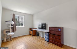 1326 GERMANTOWN PIKE, PLYMOUTH MEETING, PA 19462