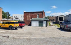 305 & 307 E MAIN Street, Vienna, IL 62995