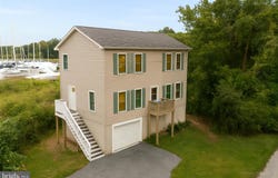 3762 BEACH DRIVE Boulevard, EDGEWATER, MD 21037