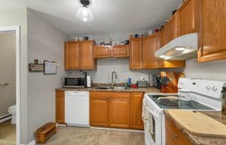 139 S Main Street, Laconia, NH 03246