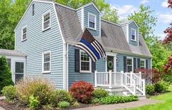 113 Andrew Ln, Hanson, MA 02341