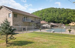 10 Windy Brook Lane, Banner, KY 41603