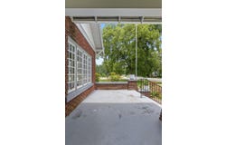907 Montgomery Ave, Sheffield, AL 35660