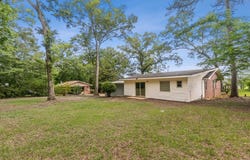 1935 Denton Road, Dothan, AL 36303