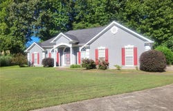 2415 Lismore Drive, Valley, AL 36854