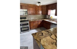 130 KONRAD MORGAN WAY, LOTHIAN, MD 20711