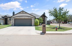 7911 Avenue O, Lubbock, TX 79423