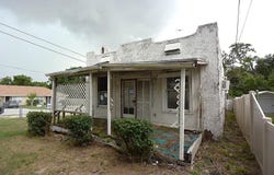 1601 DIXIE HIGHWAY, TARPON SPRINGS, FL 34689