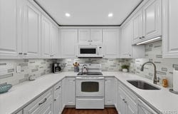 1356 Holgate Drive, Ballwin, MO 63021