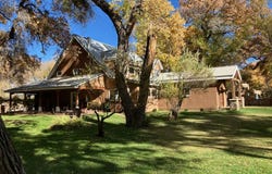 160 Andrews Lane, Corrales, NM 87048