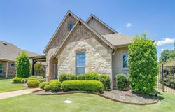 1027 Winter Fire Way, Arlington, TX 76005
