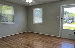 711 Compton St, Louisville, KY 40208