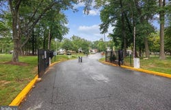 10102 CAMPUS WAY S, UPPER MARLBORO, MD 20774