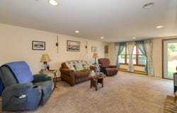 Elburn, IL 60119