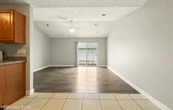 7802 Alfred Schlatter Dr, Louisville, KY 40214