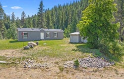4440 Northport Waneta Rd, Colville, WA 99114