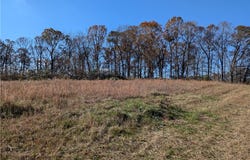 113 Honicutt Rd, Donalds, SC 29638