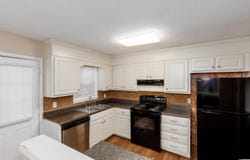 2517 WRIGHT CIRCLE, BIRMINGHAM, AL 35235