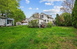 106 Providence Avenue, East Providence, RI 02915